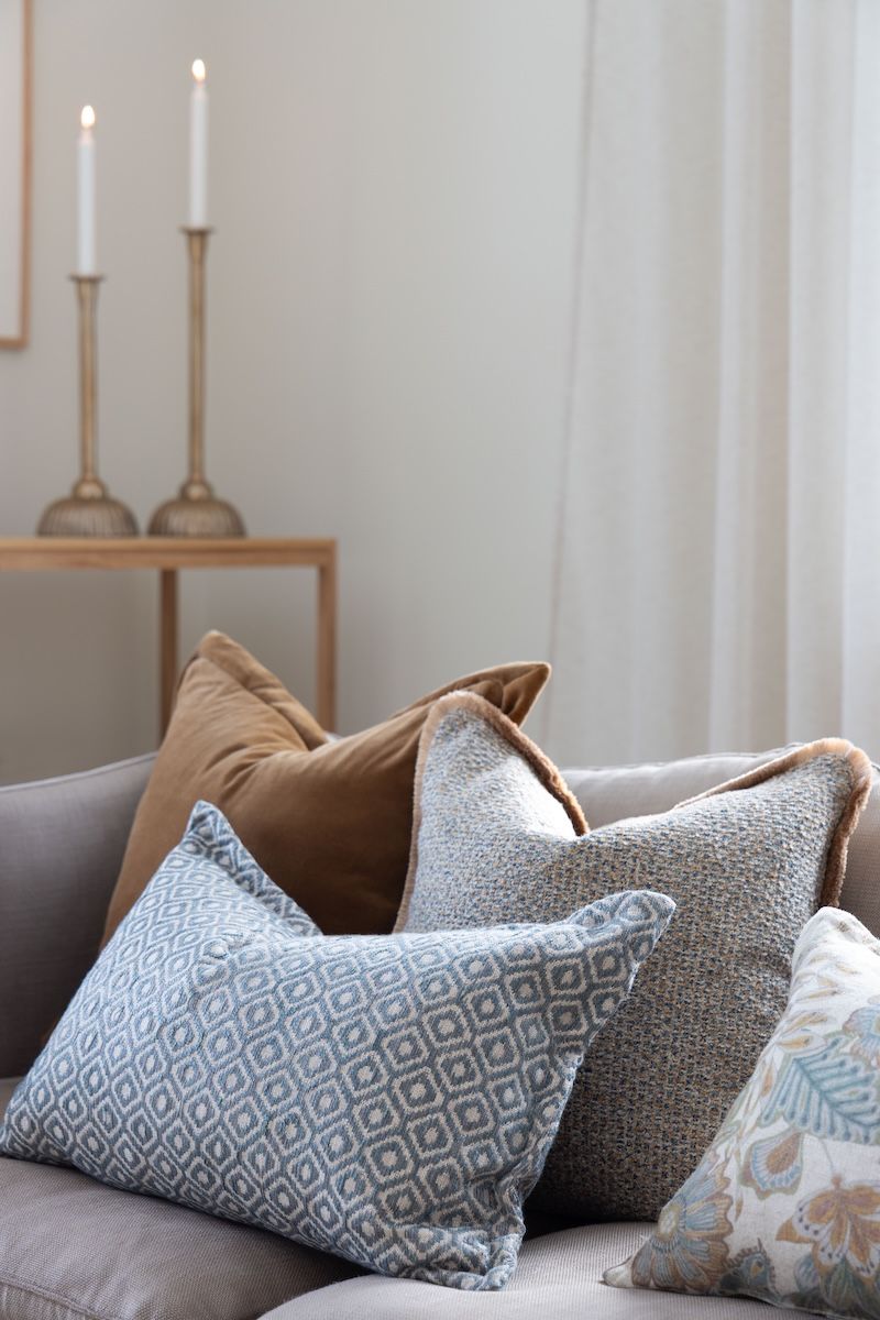 Lama Guarda lysestake liten (16x41) gullfarget metall